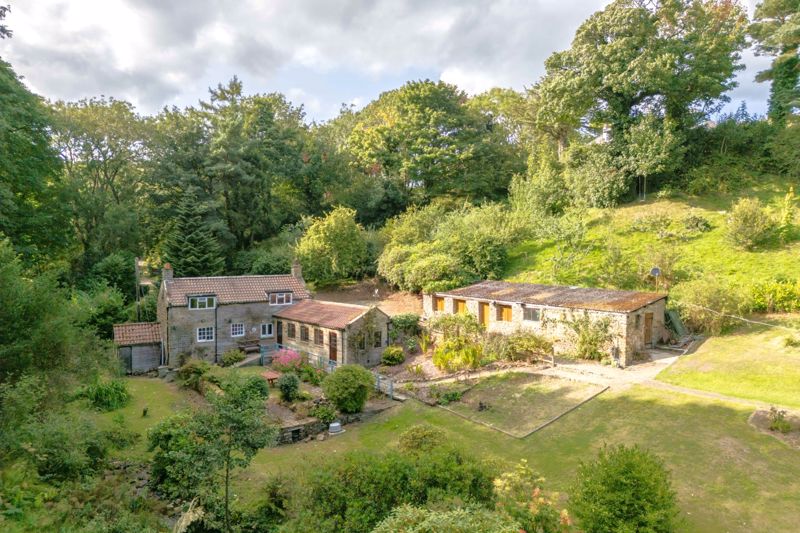 3 bedroom Cottage Under Offer