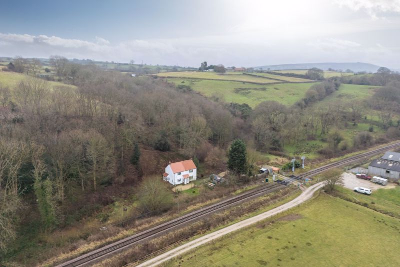 4 bedroom Farm Land For Sale