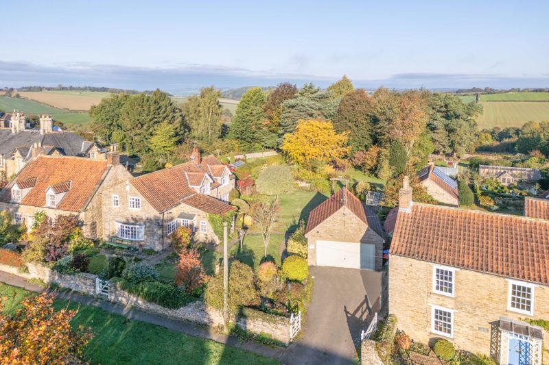 3 bedroom Cottage Under Offer