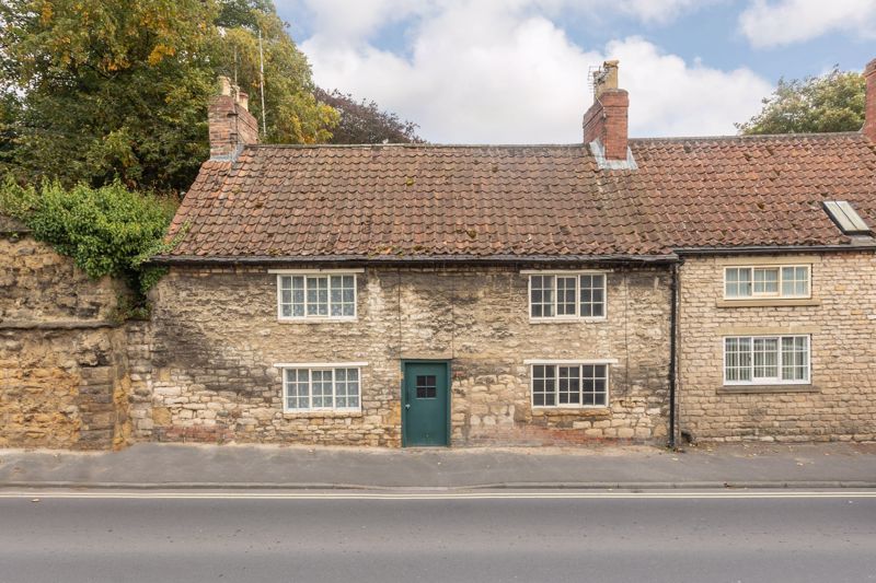 4 bedroom Property Under Offer