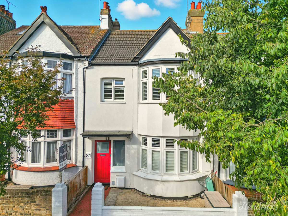3 bedroom Terraced House Under Offer