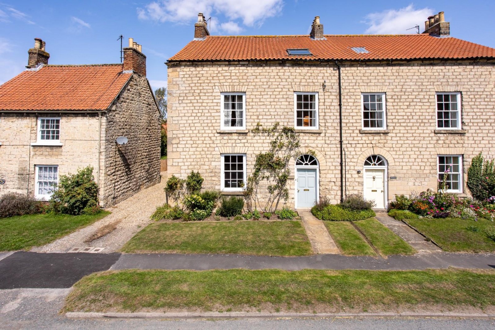 6 bedroom House (unspecified) For Sale