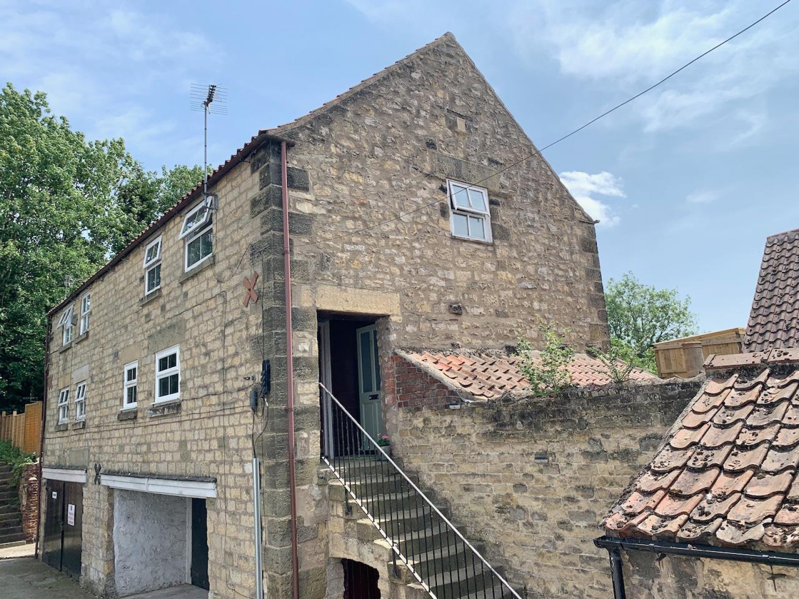 1 bedroom Flat For Sale