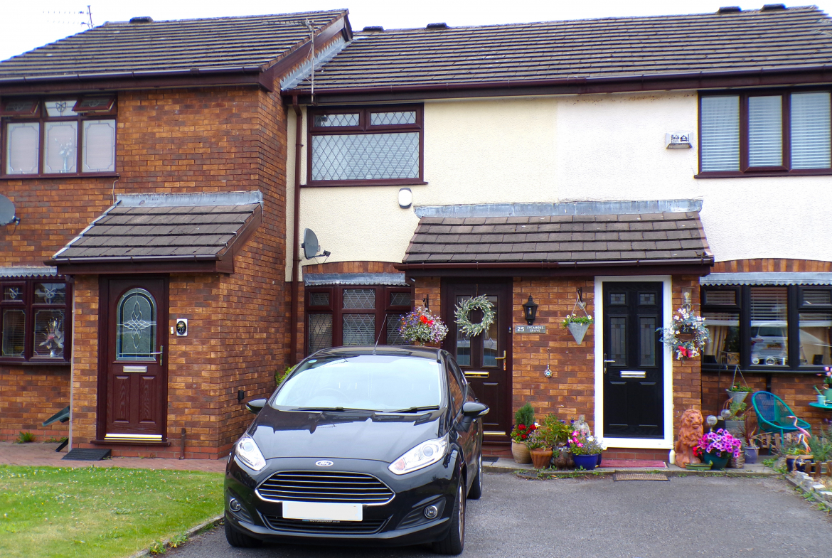 2 bedroom Town house Under Offer