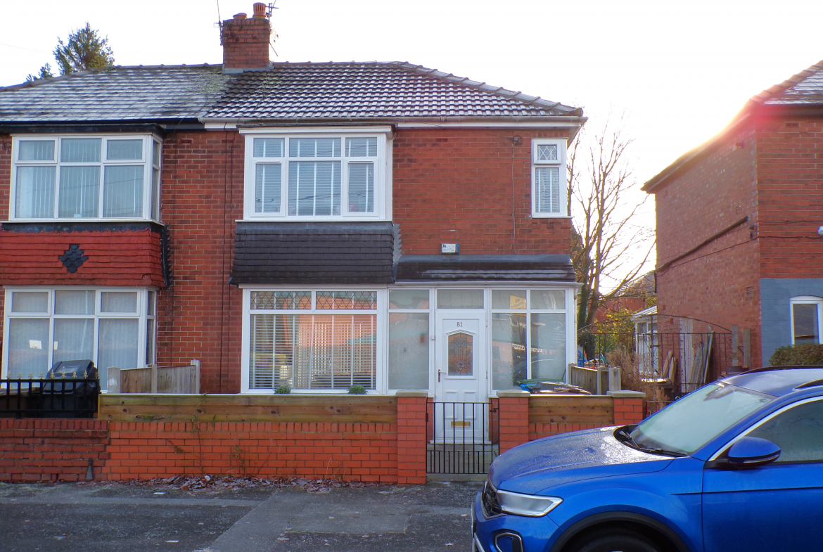 3 bedroom Semi-detached house Sold