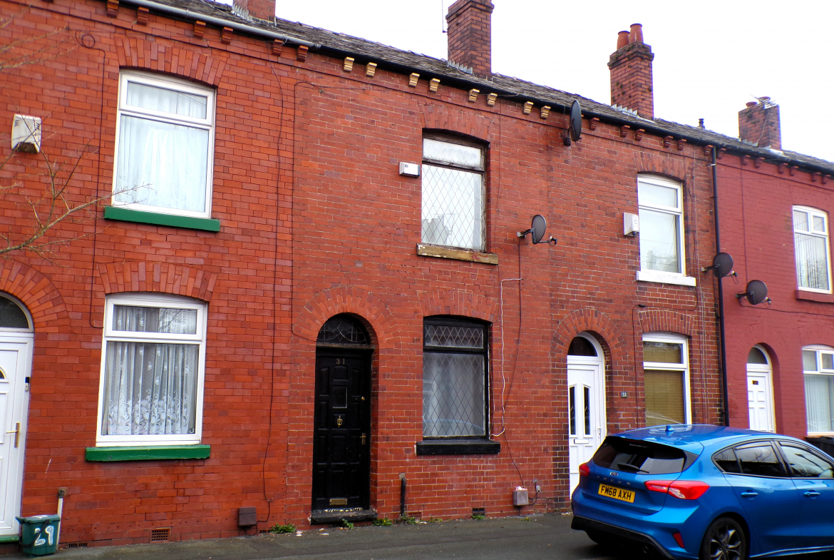 2 bedroom Terraced House Under Offer