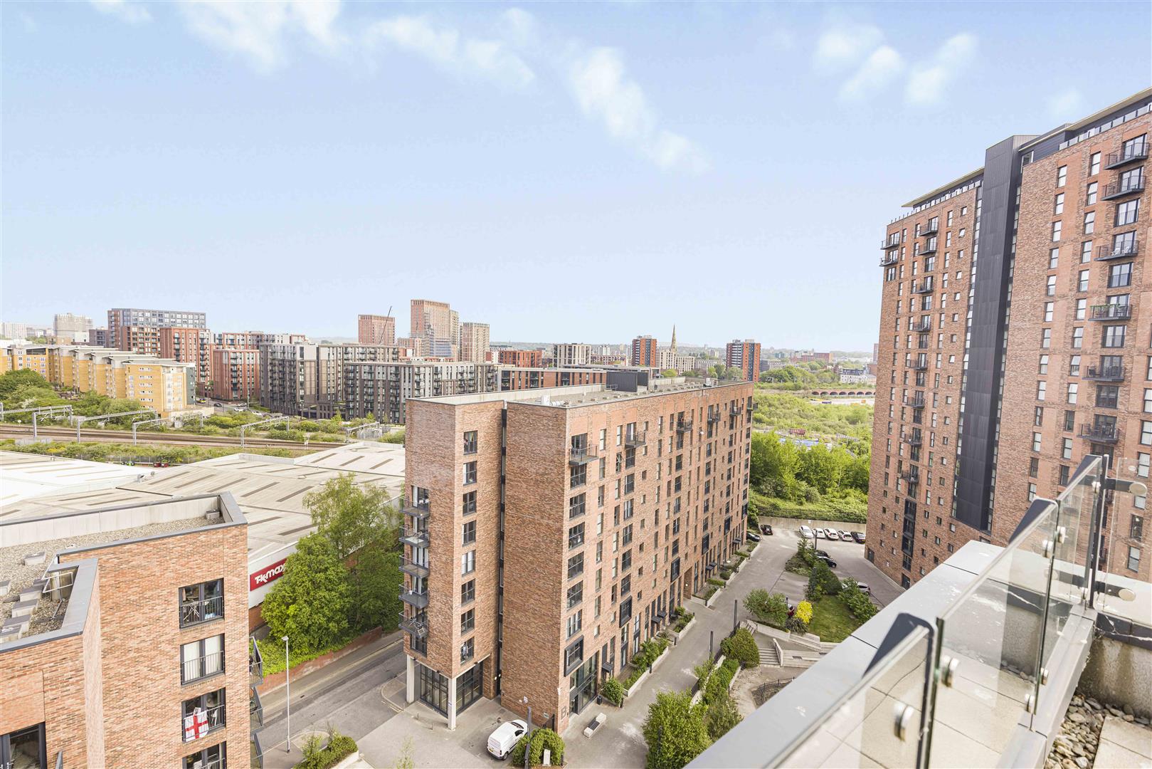 2 bedroom Apartment Under Offer