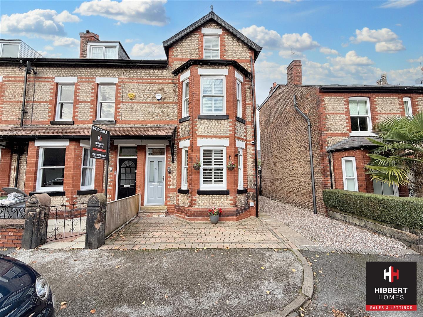 4 bedroom End of terrace house For Sale