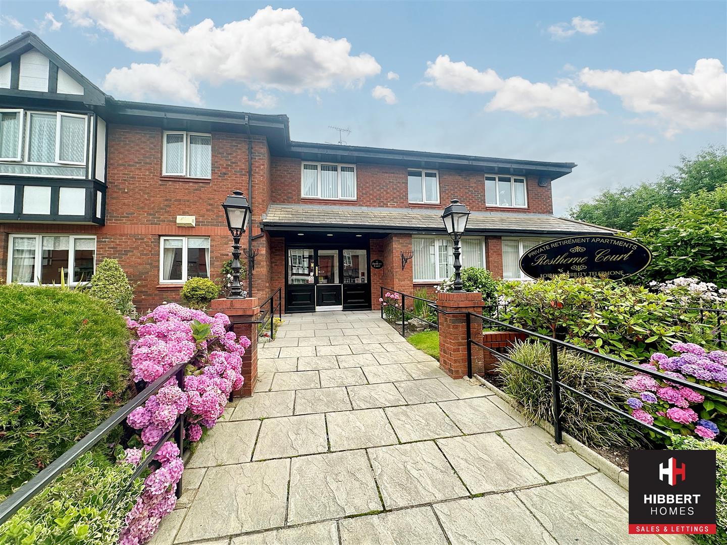 1 bedroom Apartment Under Offer