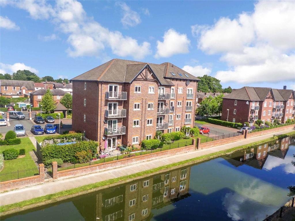 2 bedroom Apartment To Let