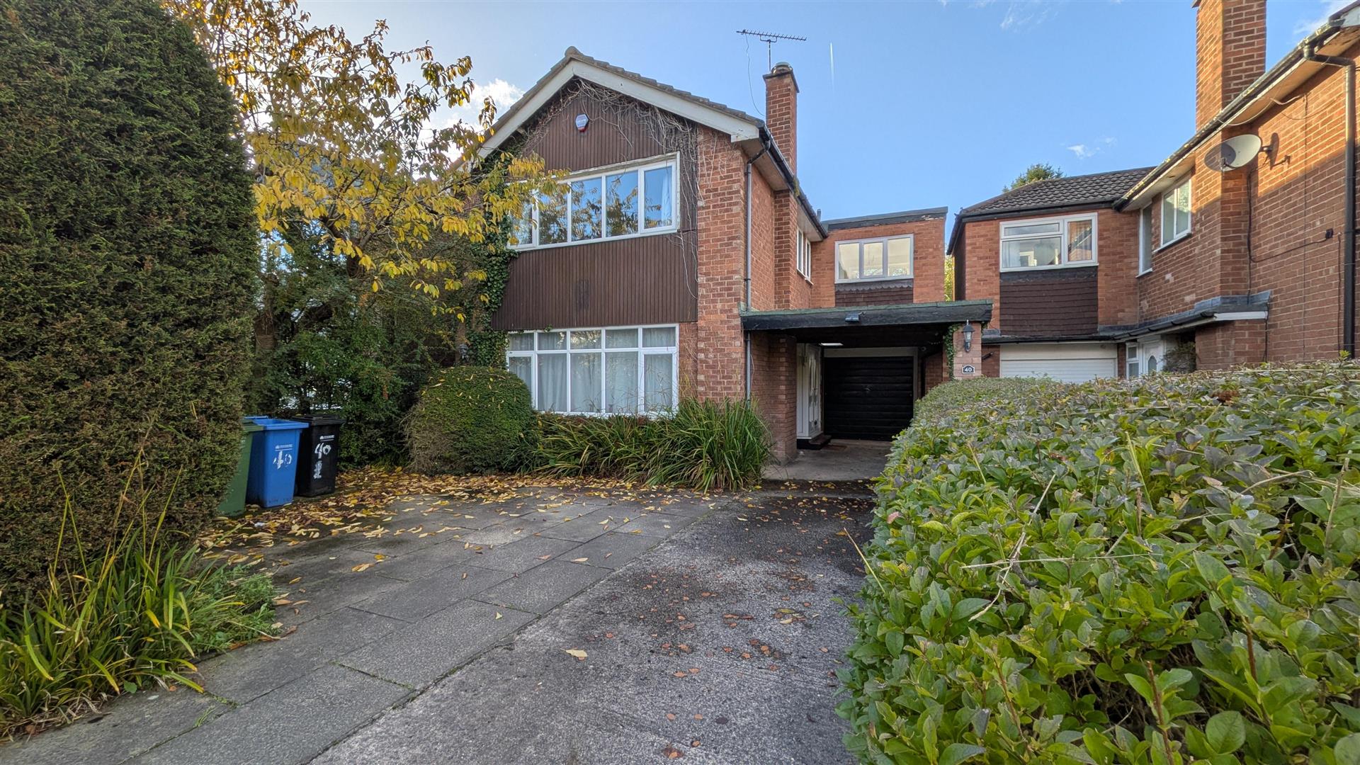 4 bedroom Detached house To Let