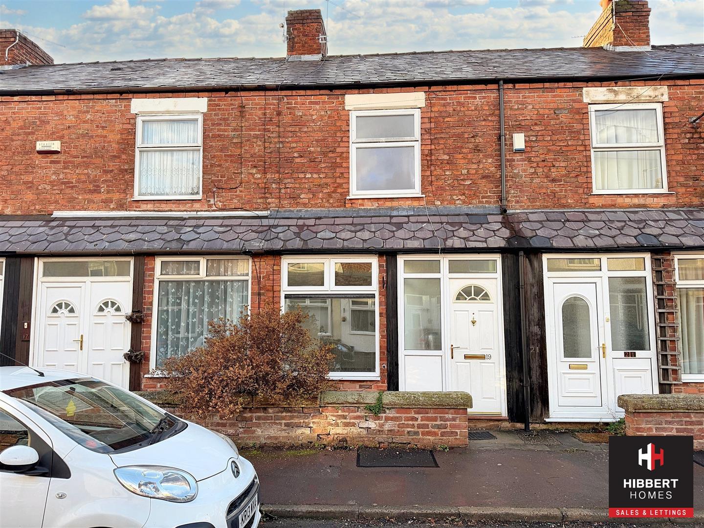 2 bedroom House (unspecified) To Let
