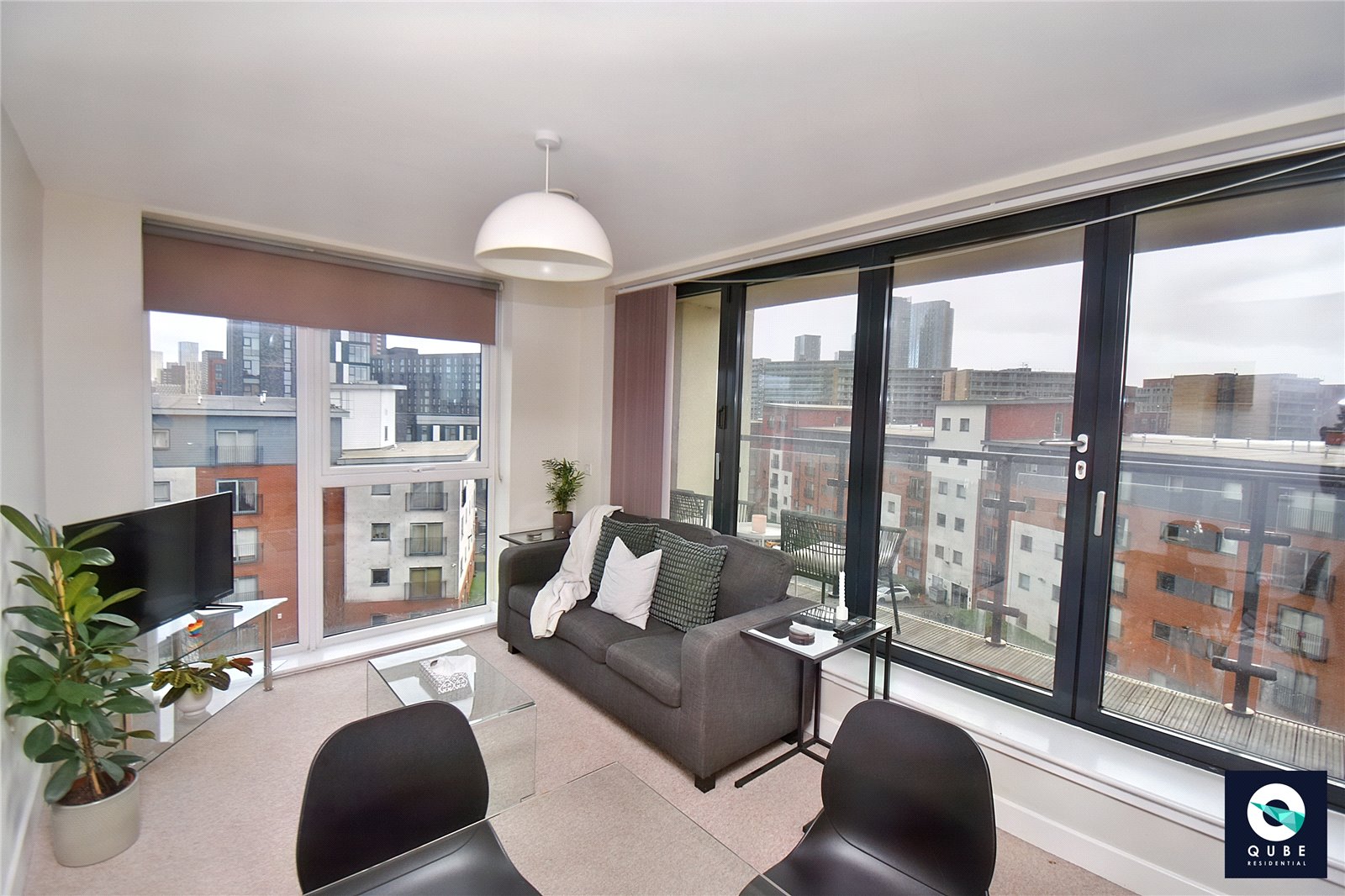 1 bedroom Apartment For Sale