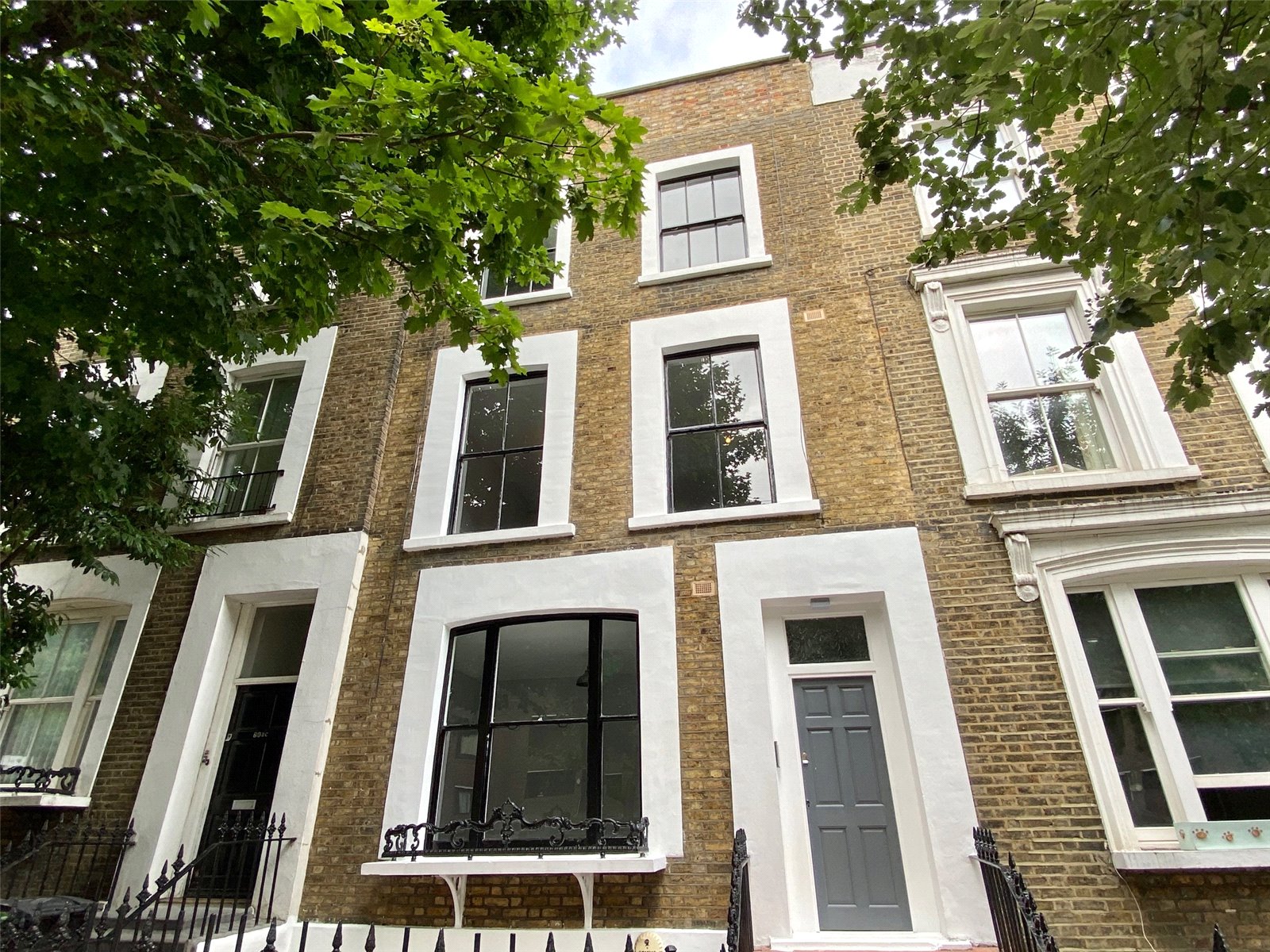 2 bedroom Flat Sold