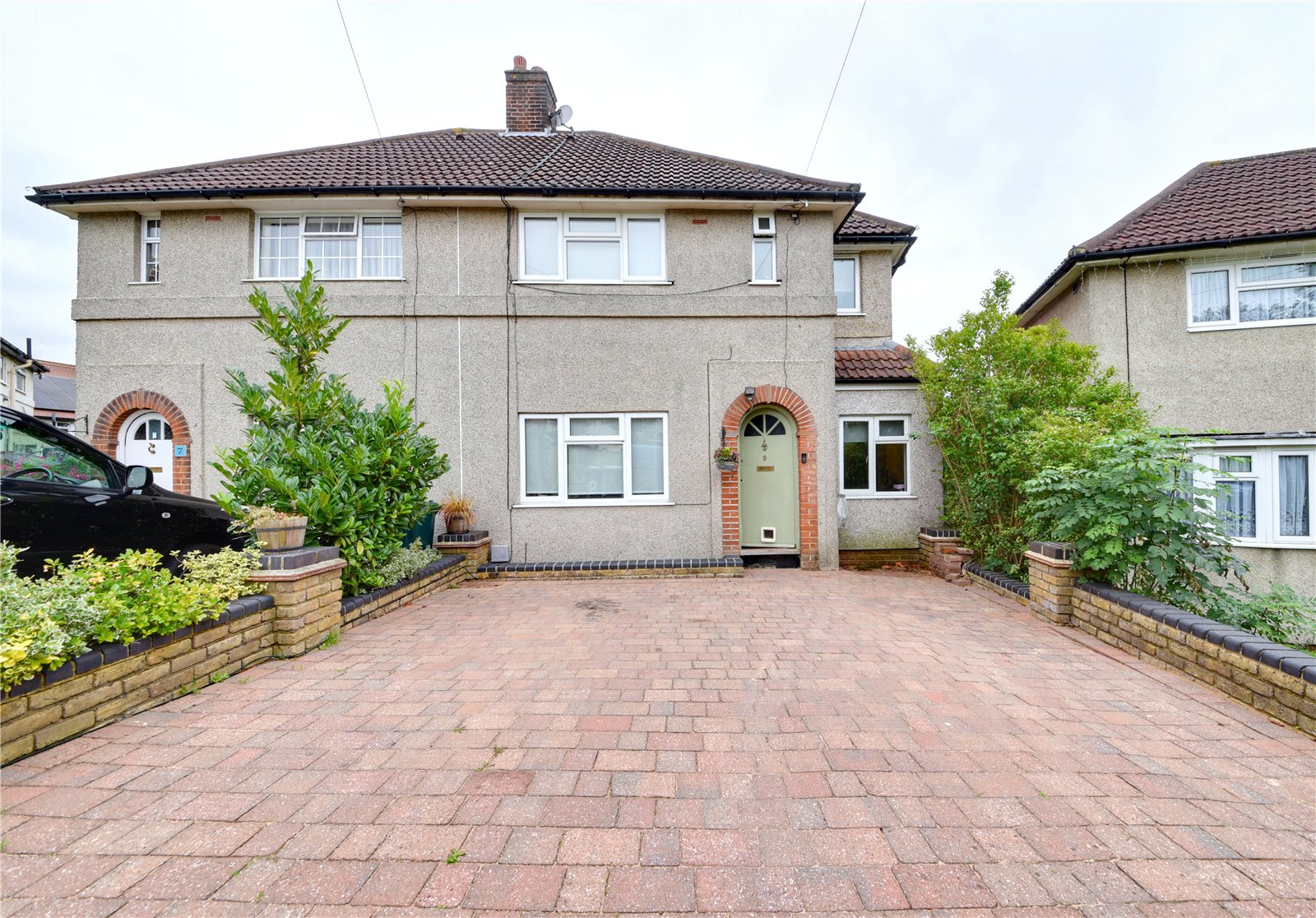 3 bedroom Semi-detached house Sold