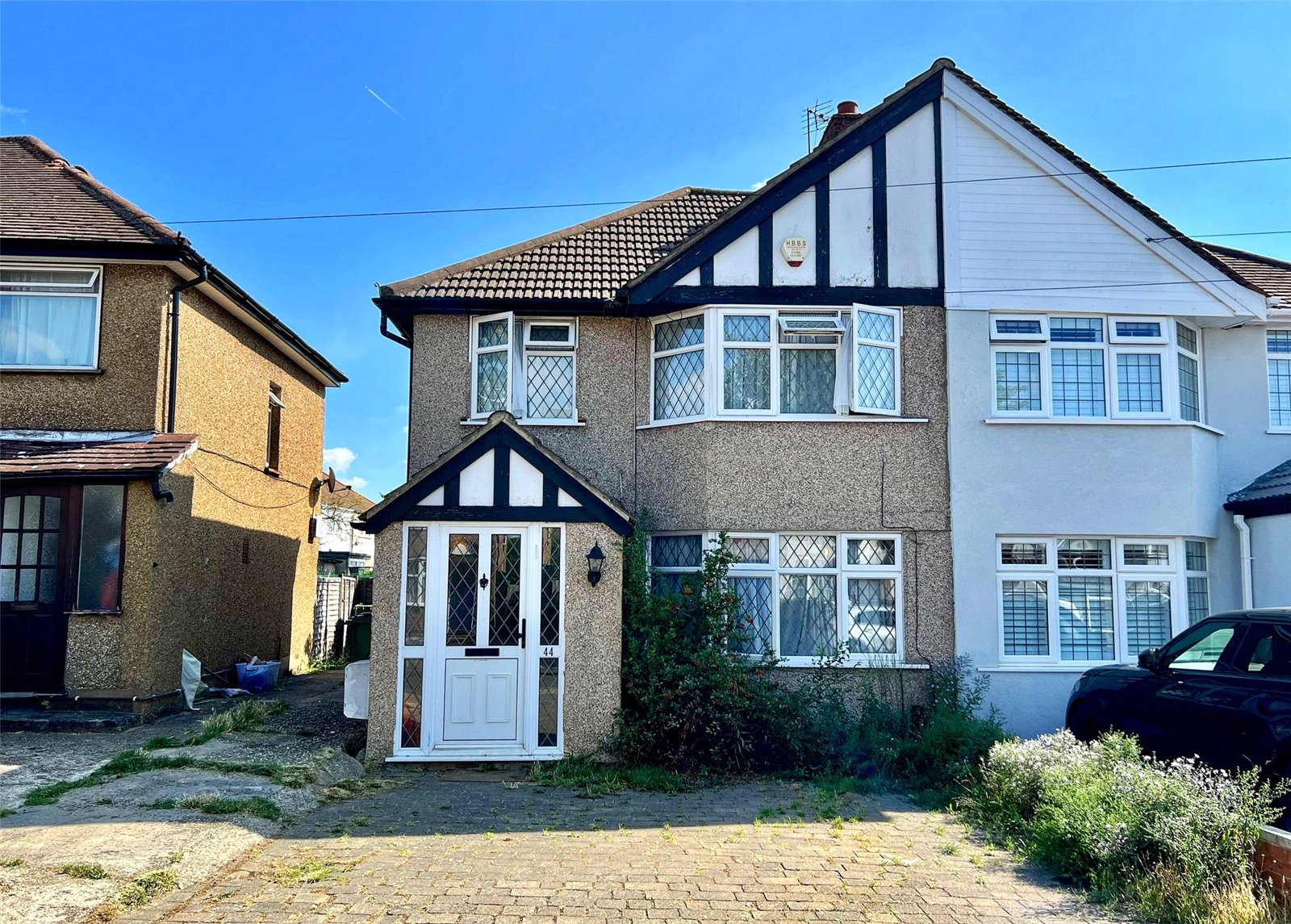 3 bedroom Semi-detached house Sold