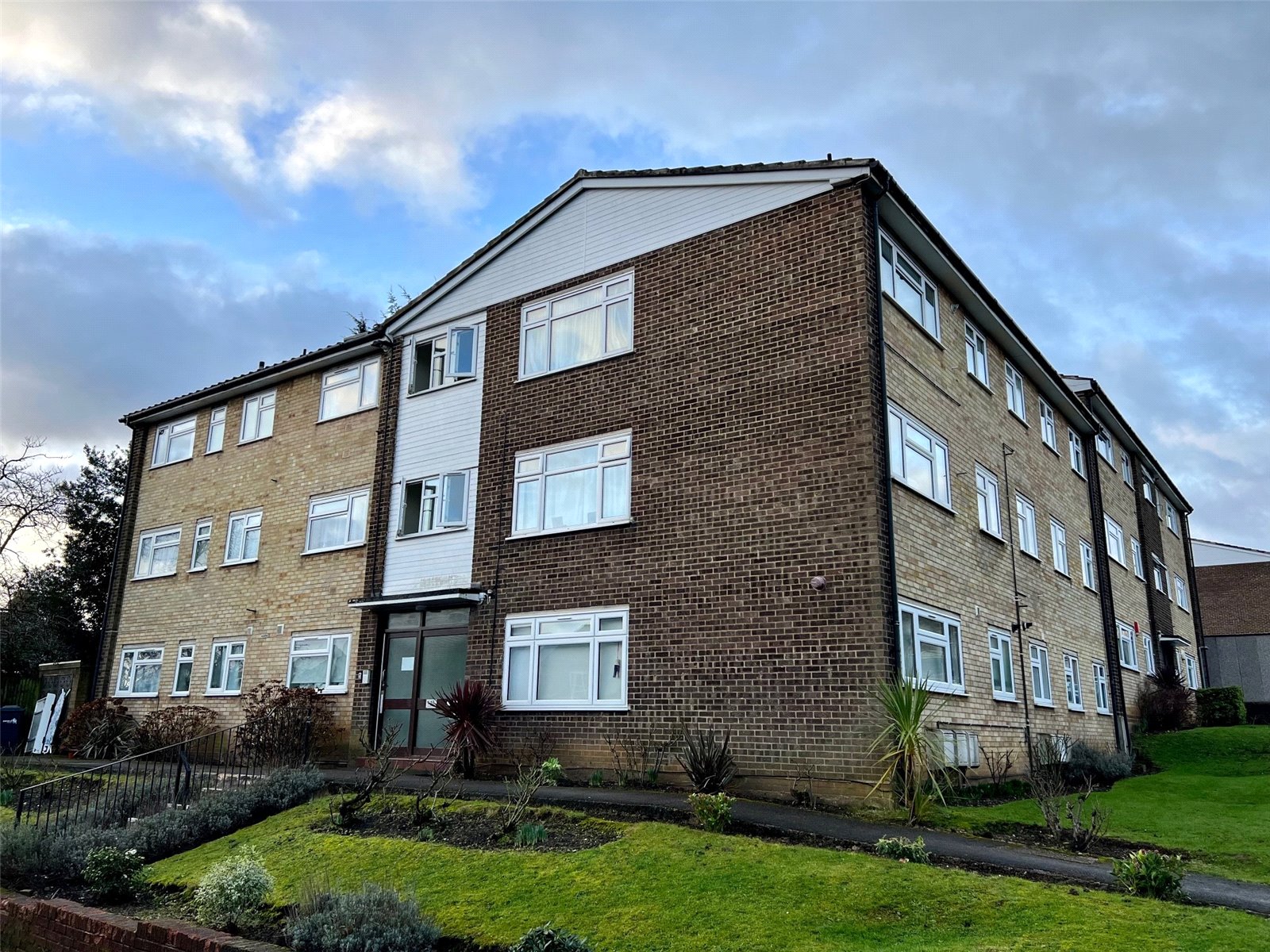 2 bedroom Apartment Sold