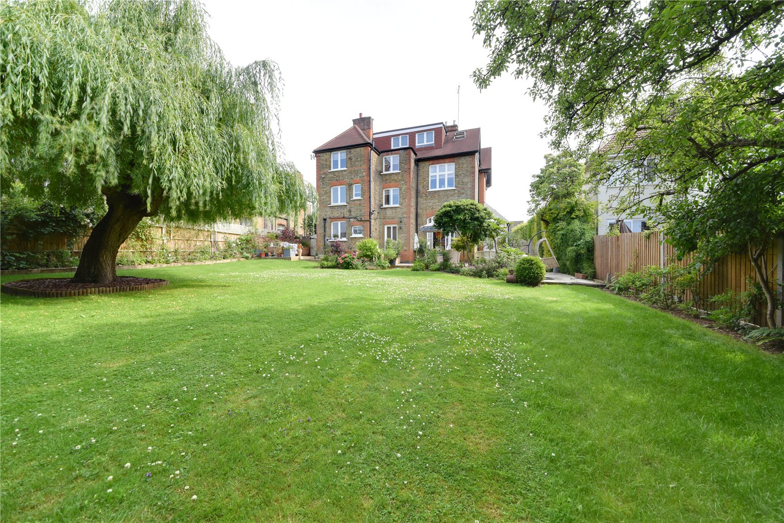 6 bedroom Detached house Sold