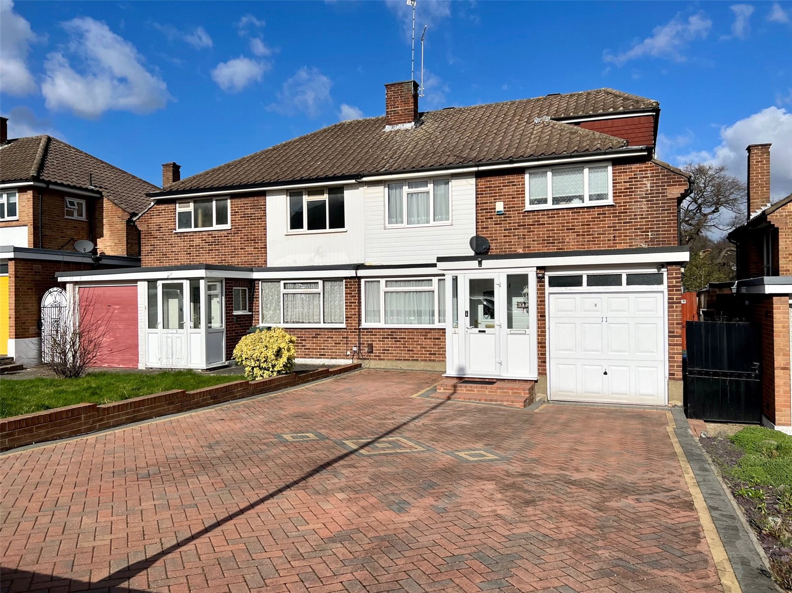 4 bedroom Semi-detached house Sold
