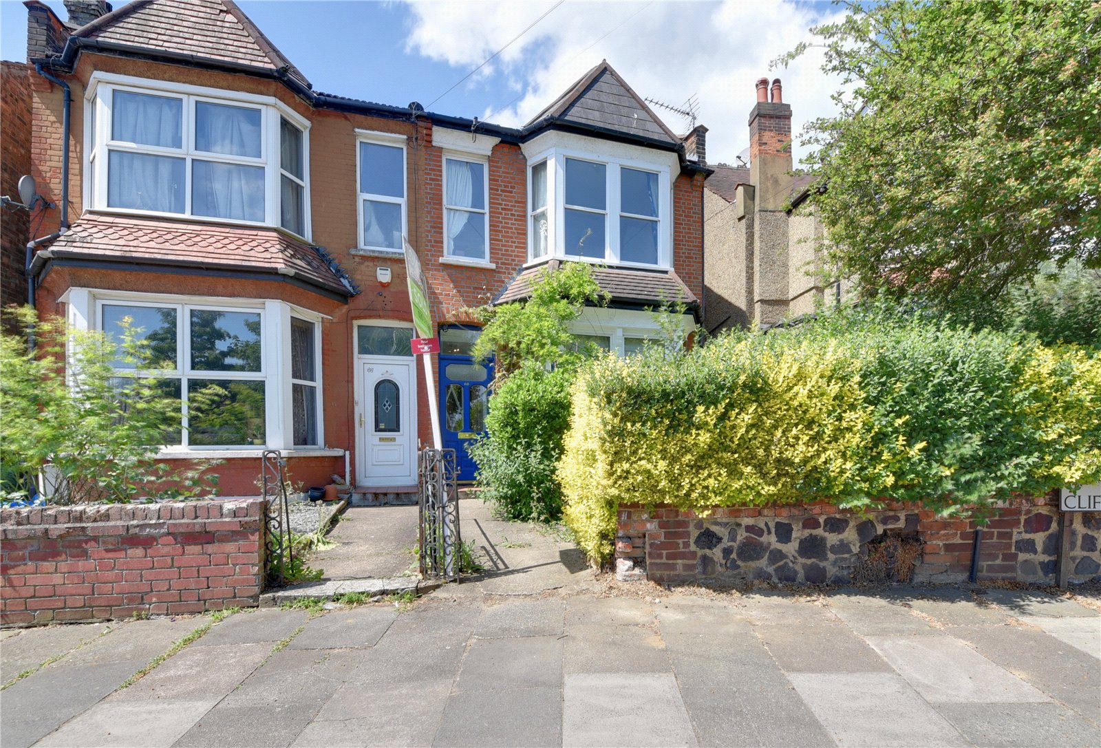4 bedroom Semi-detached house Sold