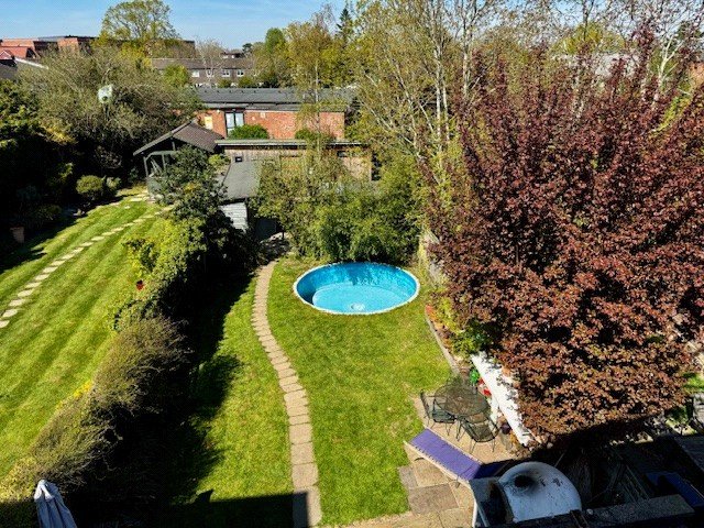 4 bedroom Studio flat Sold