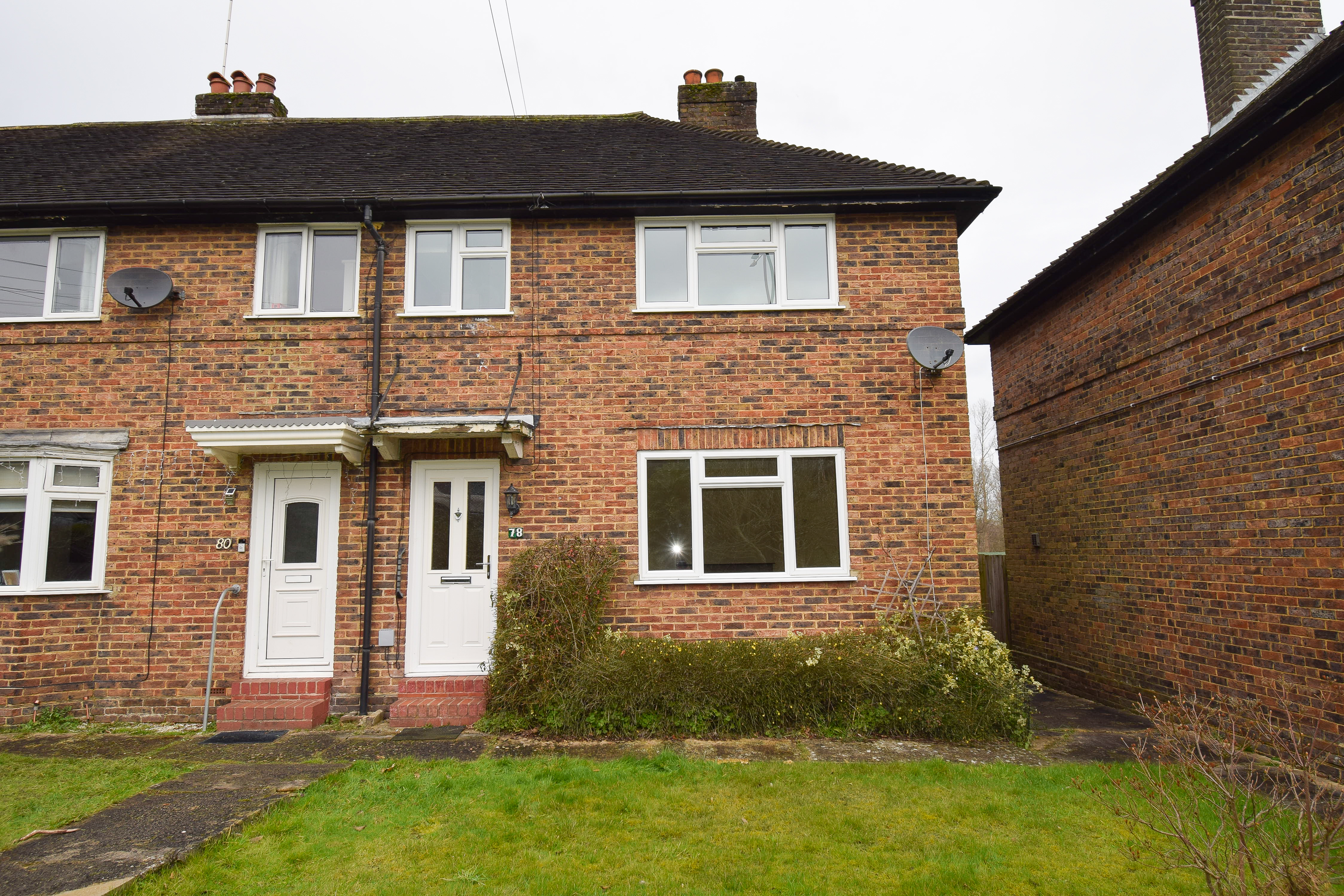 3 bedroom End of terrace house Under Offer