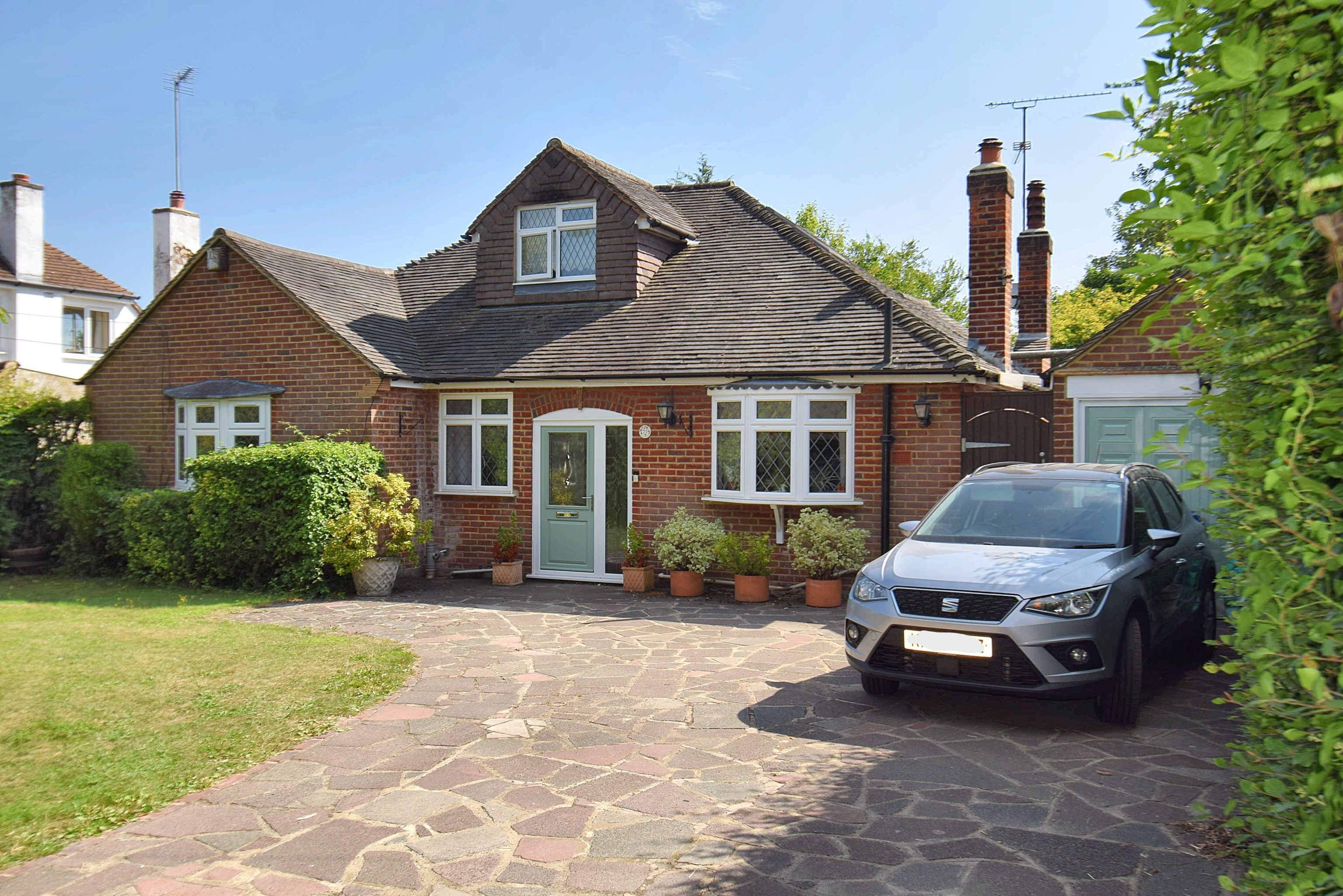 4 bedroom Detached house Under Offer