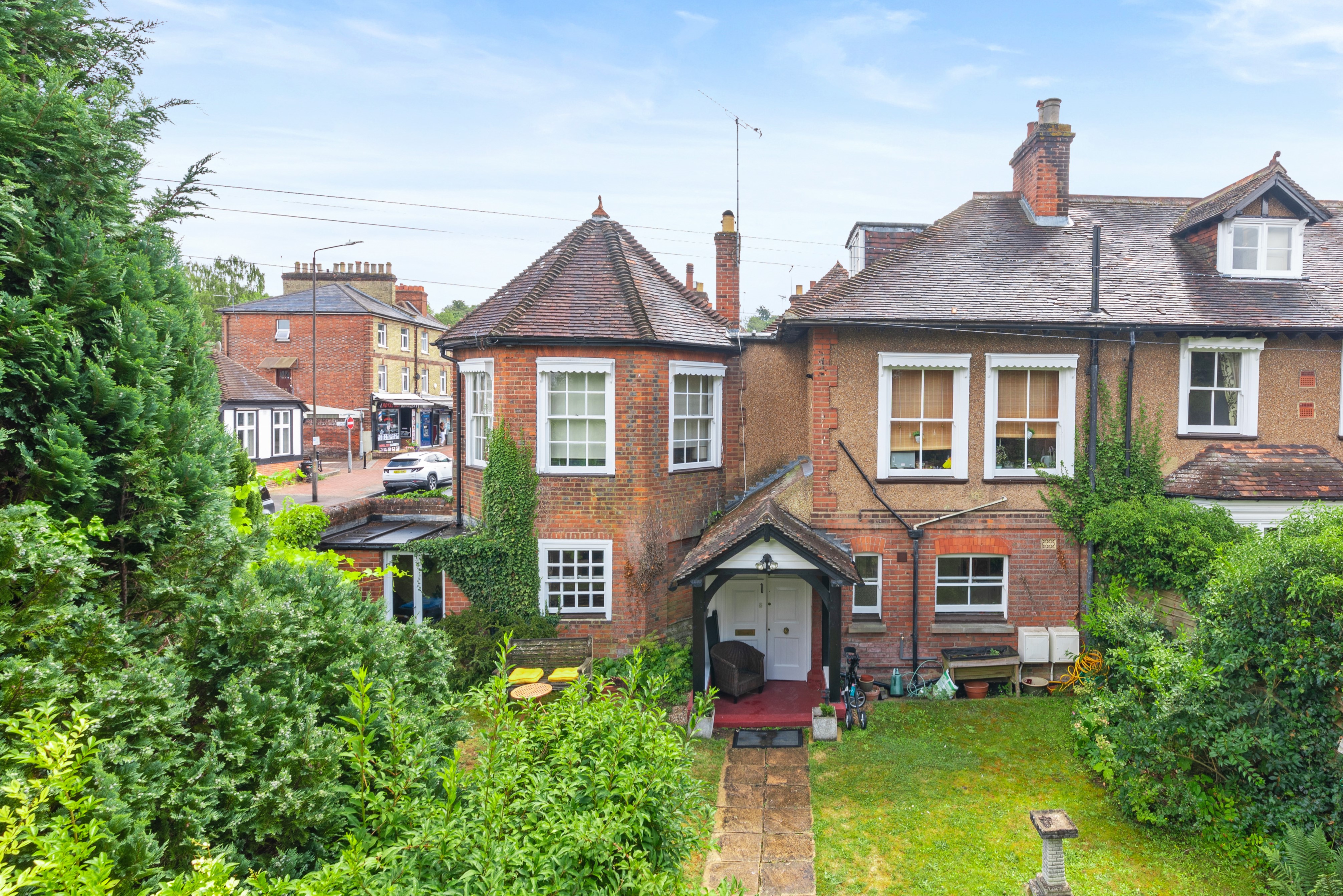 3 bedroom Apartment Under Offer