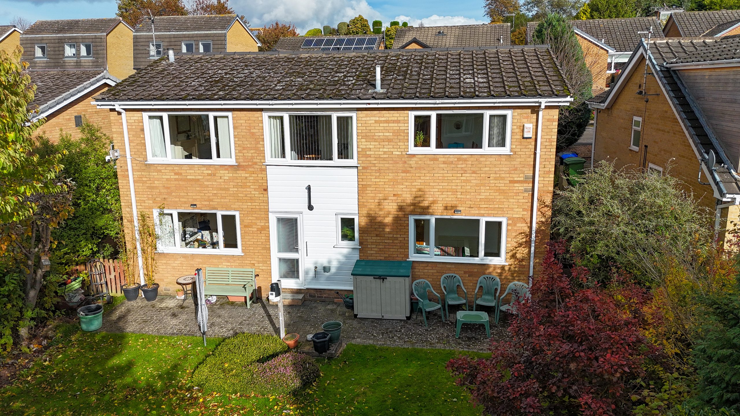 4 bedroom Detached house Under Offer