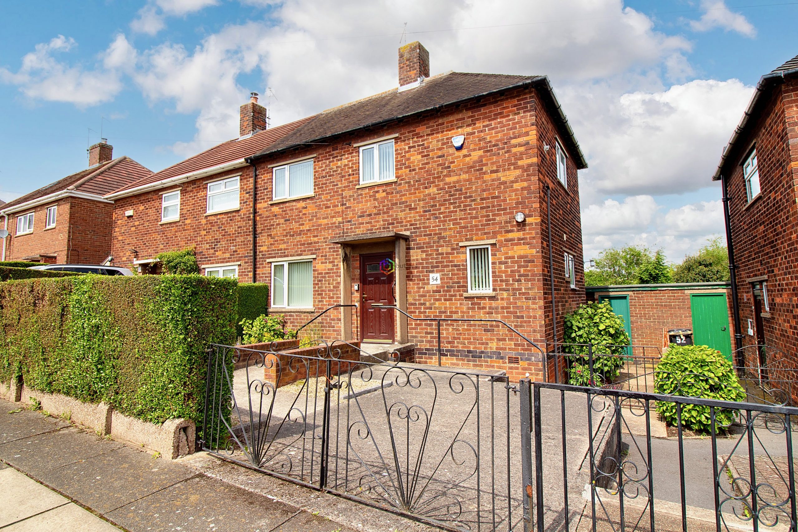 2 bedroom Semi-detached house For Sale