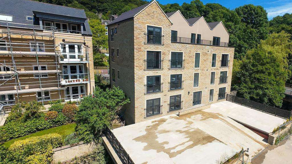 2 bedroom Apartment For Sale