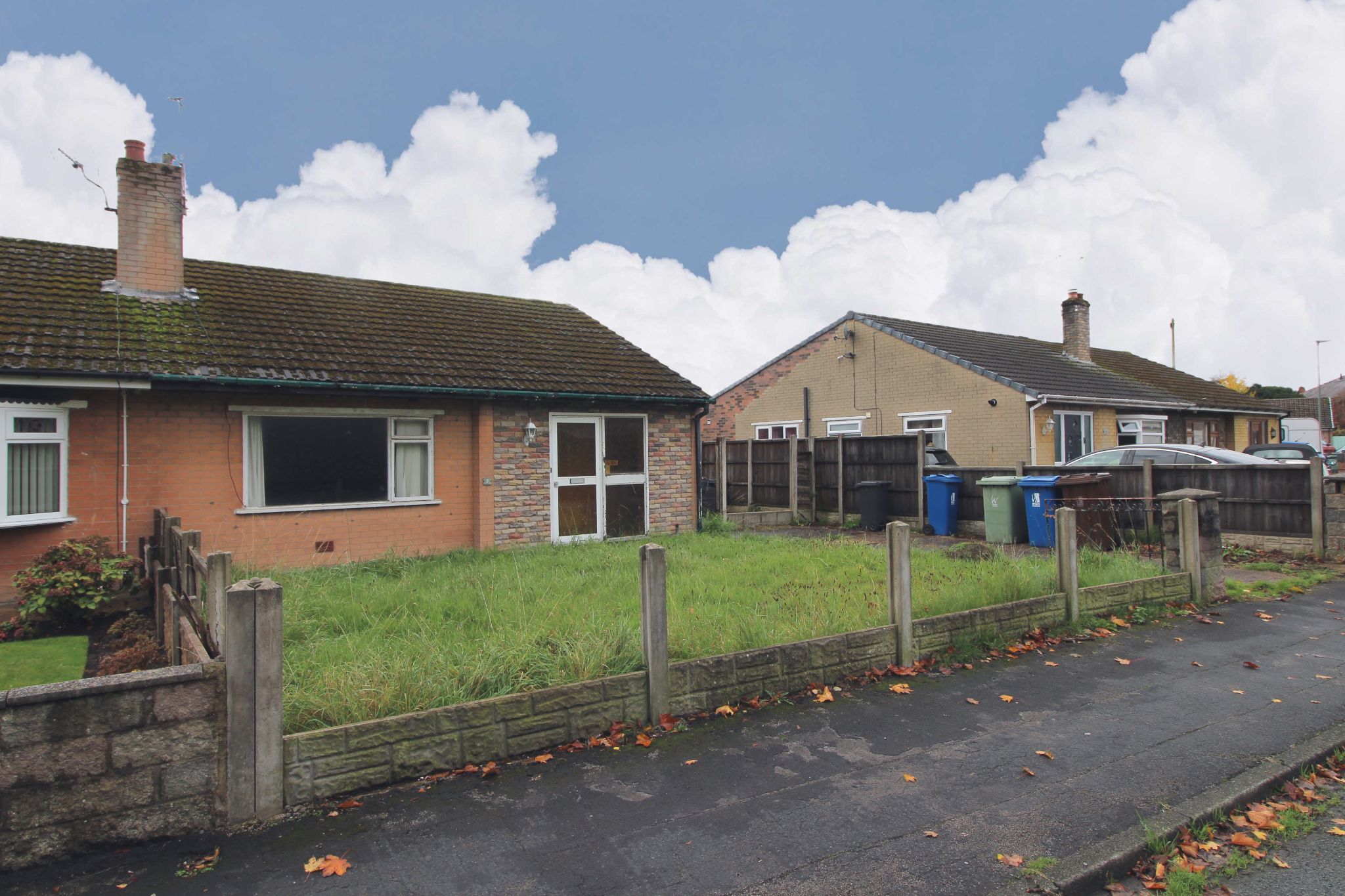 2 bedroom Detached bungalow Under Offer