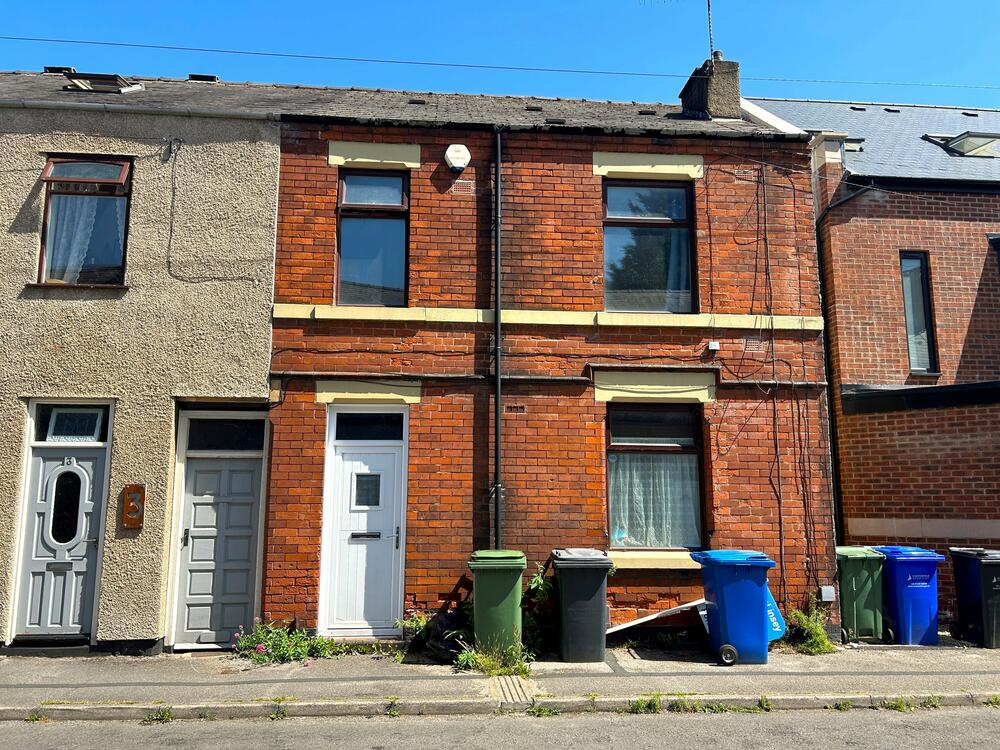  Terraced House For Sale