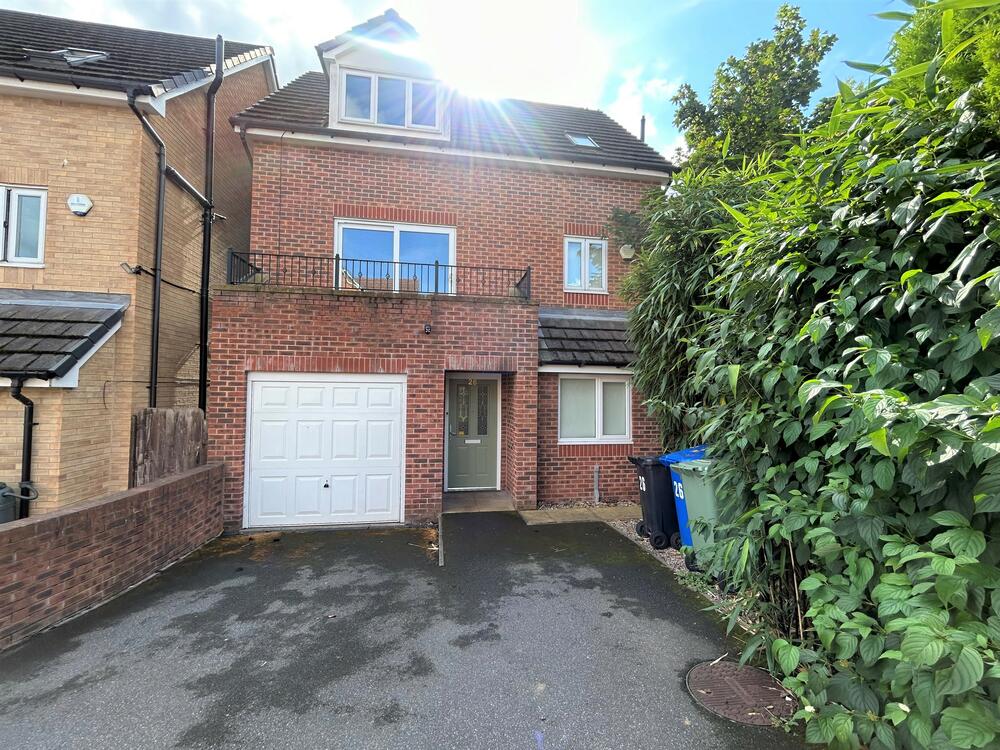  Detached house Let