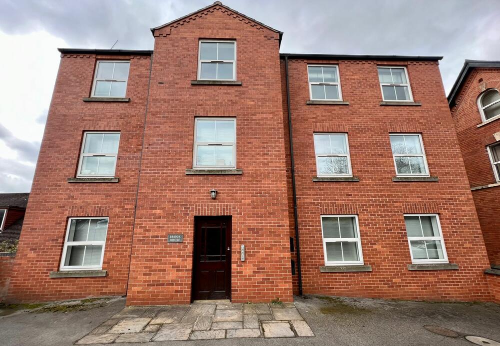  Apartment Let
