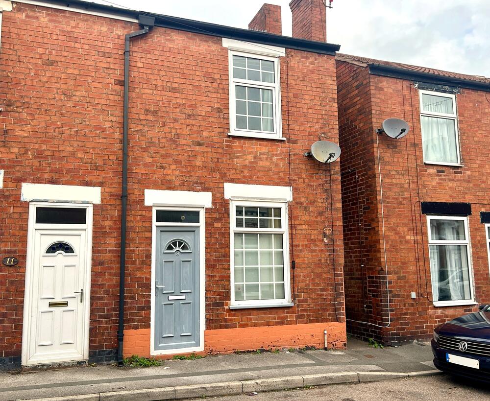  Semi-detached house Let