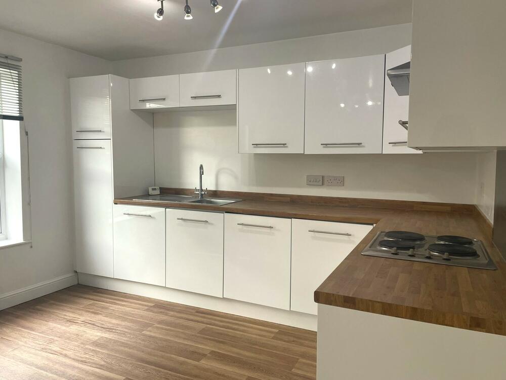  Apartment Let