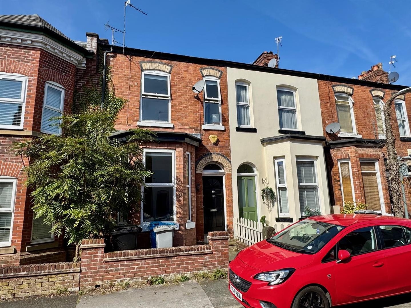 2 bedroom Terraced House Sold