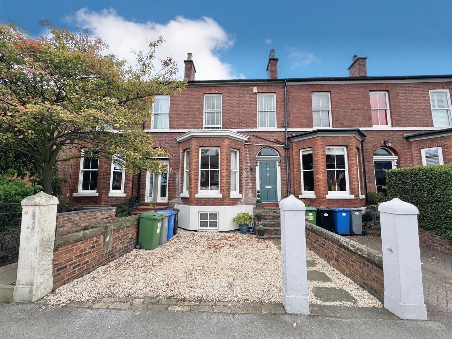 4 bedroom Terraced House Sold