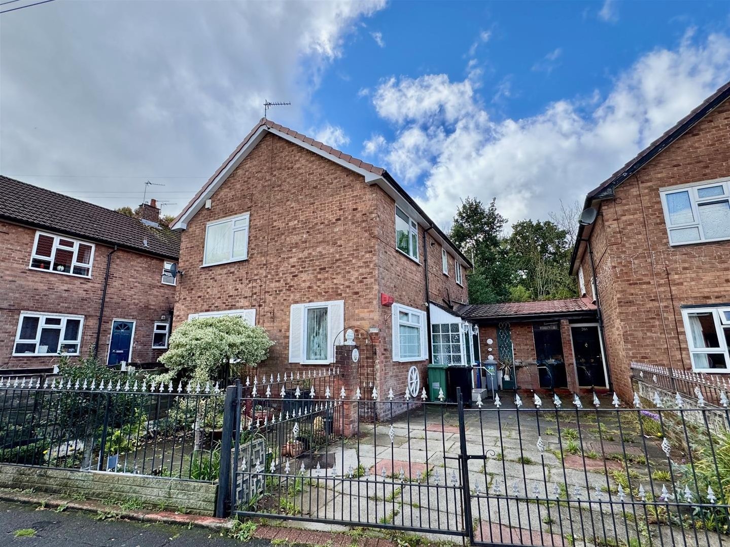 2 bedroom Apartment Sold