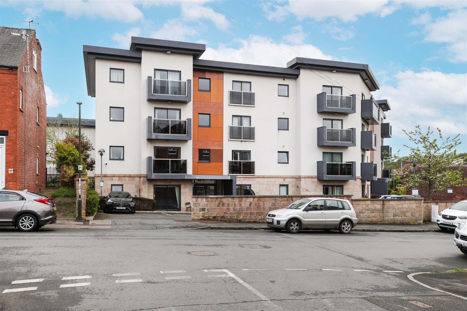 2 bedroom Apartment Under Offer