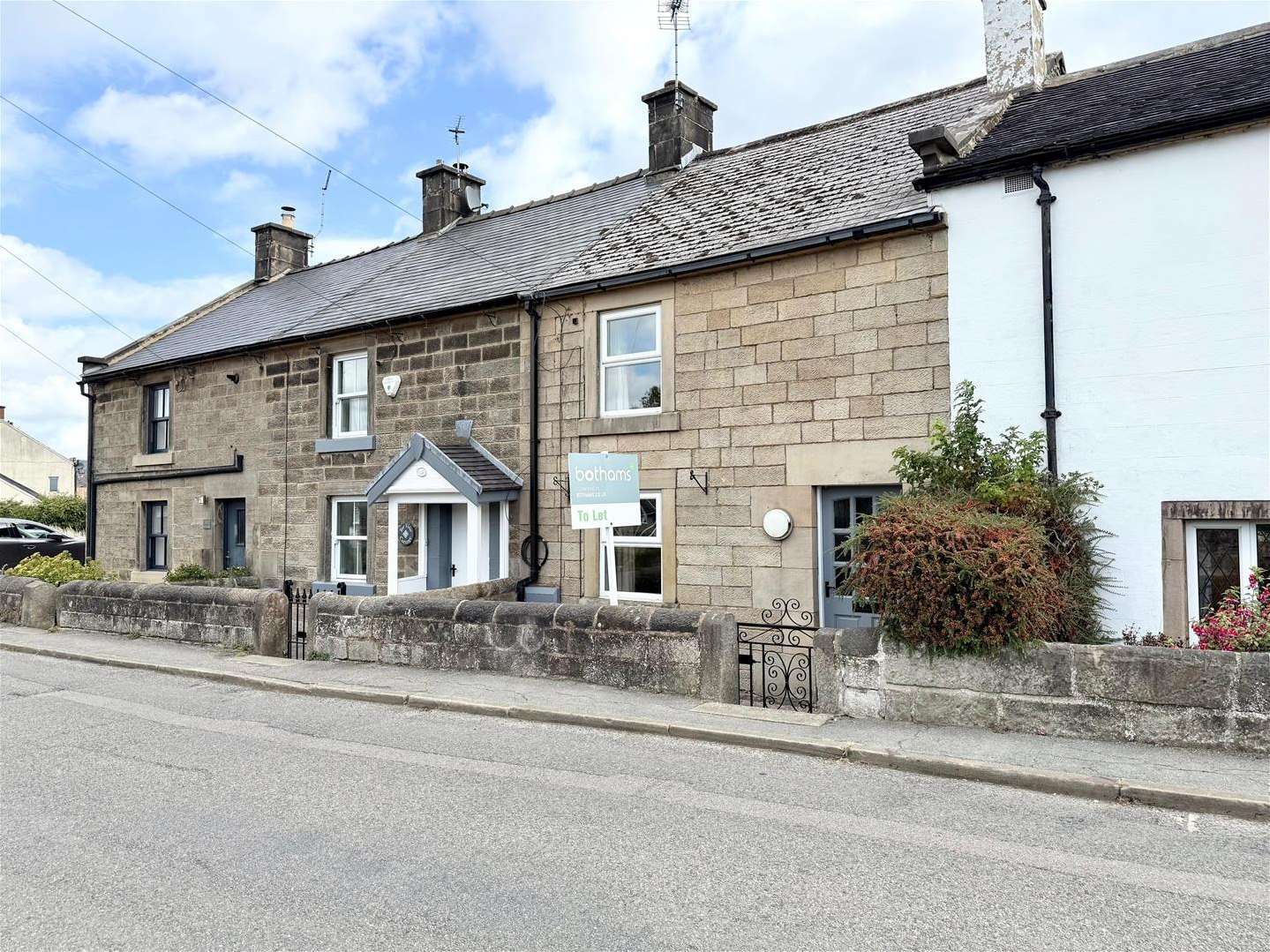 2 bedroom Cottage Under Offer