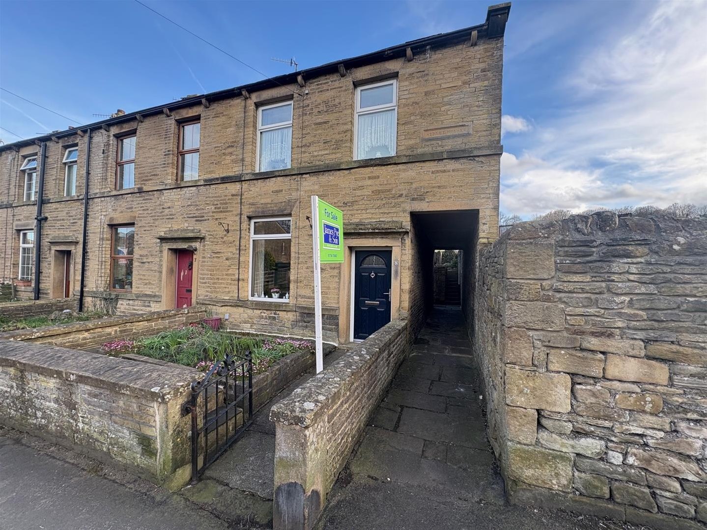 3 bedroom Cottage Under Offer
