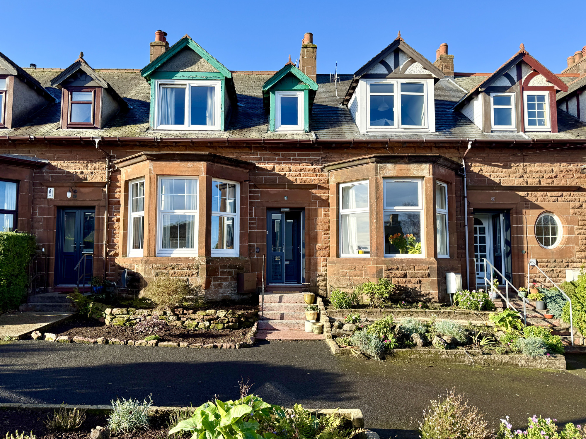 3 bedroom Terraced House Under Offer