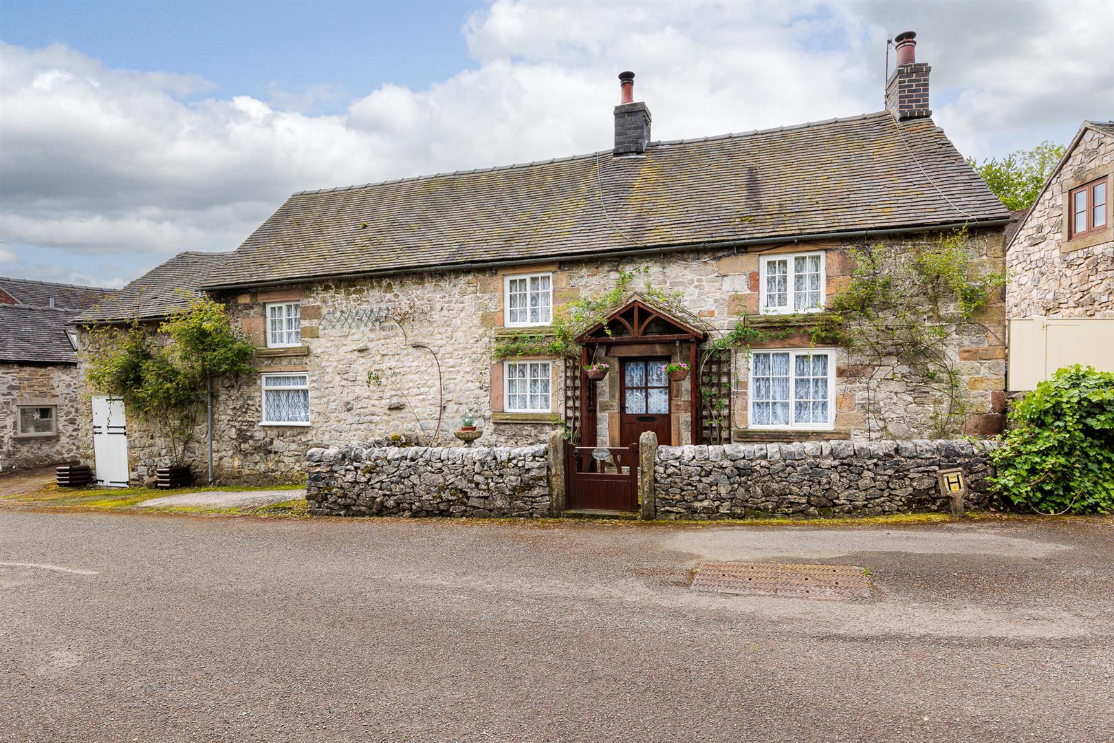 3 bedroom House (unspecified) For Sale
