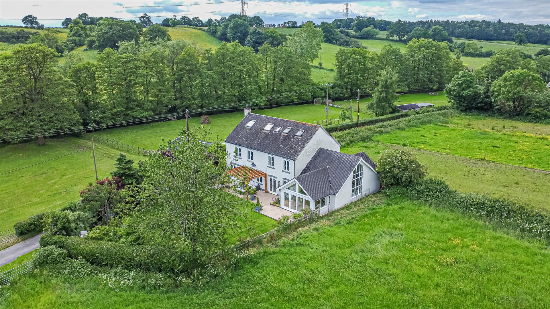 5 bedroom House (unspecified) For Sale
