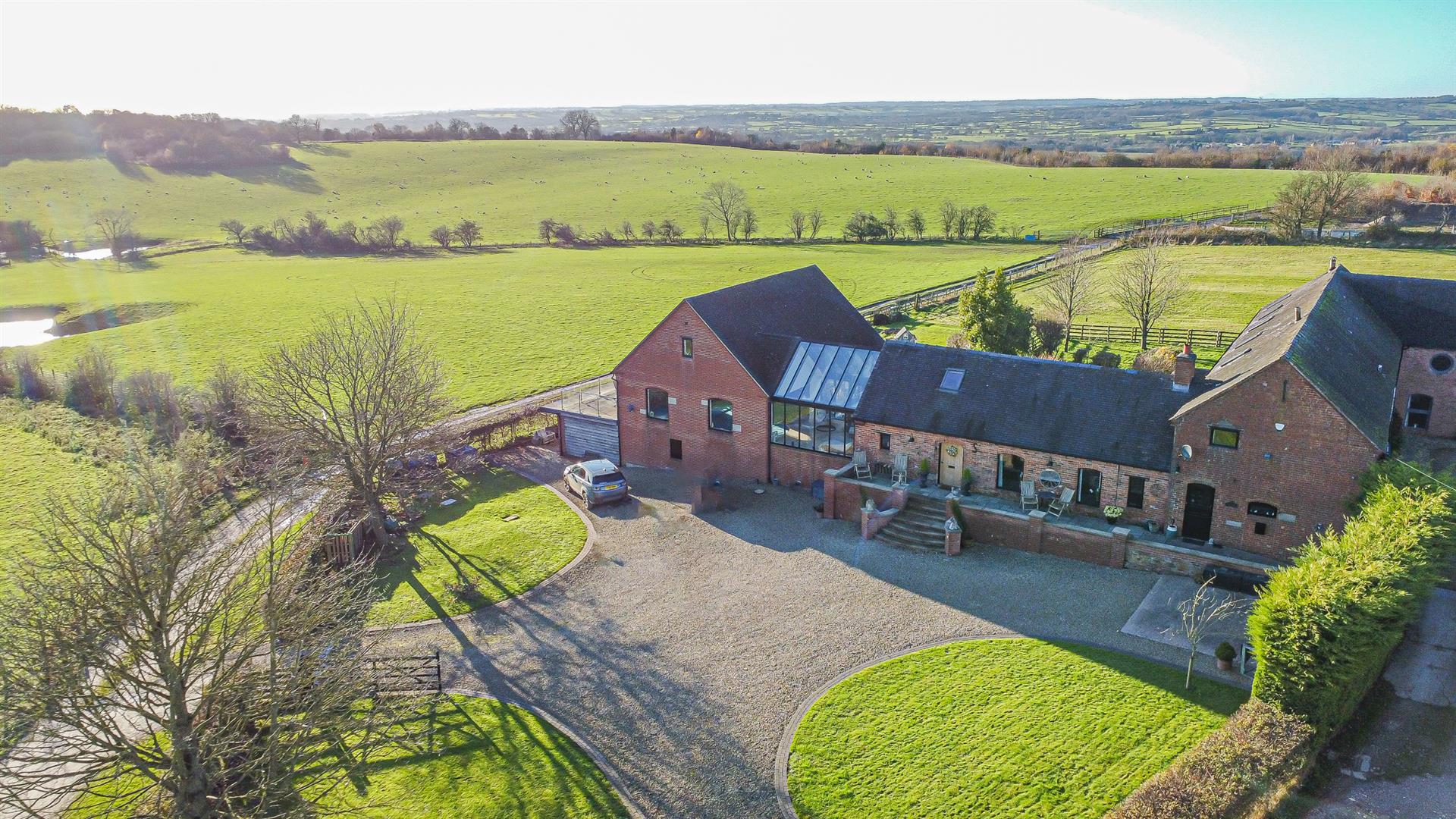 4 bedroom House (unspecified) For Sale