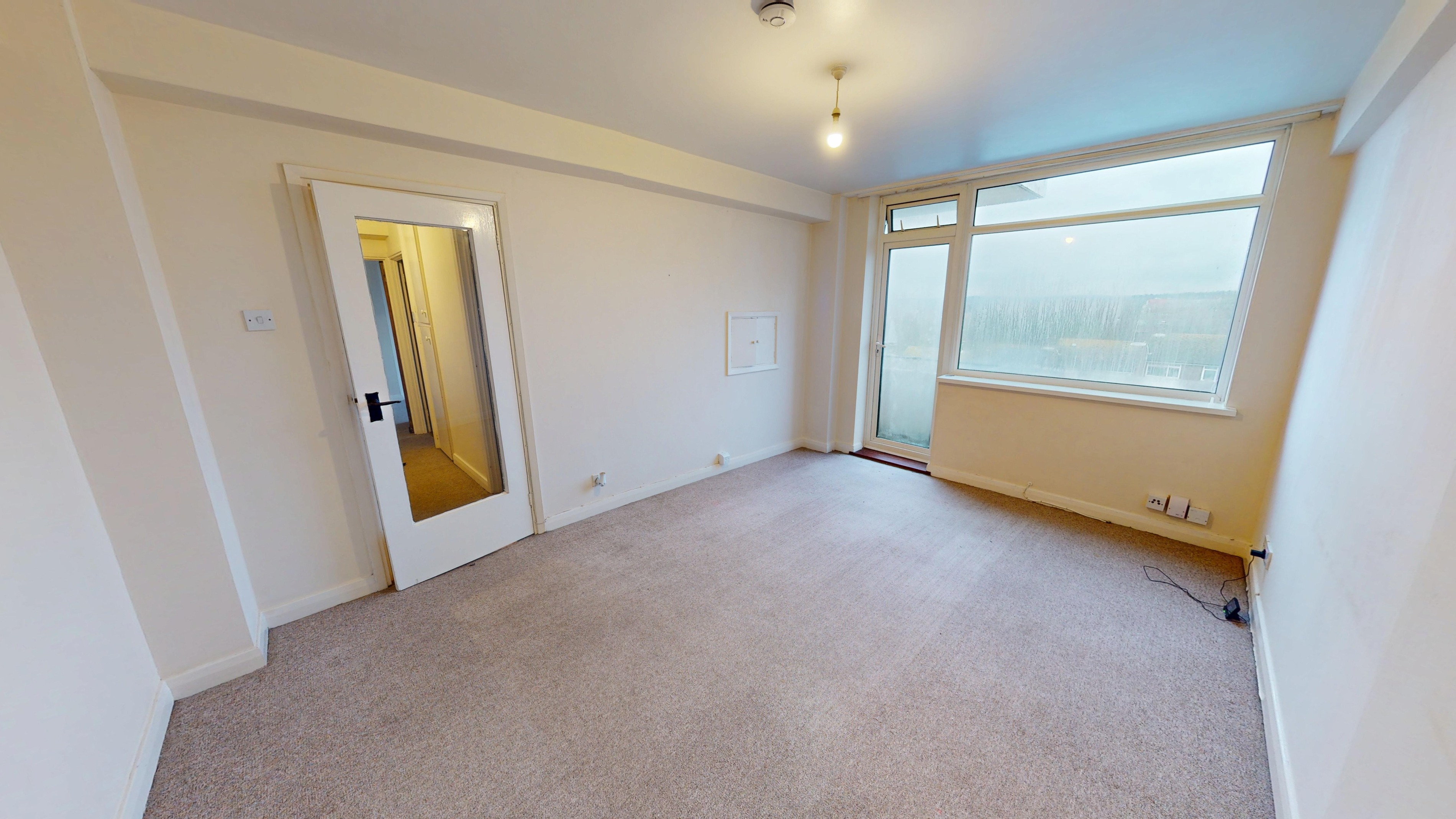 1 bedroom Flat To Let
