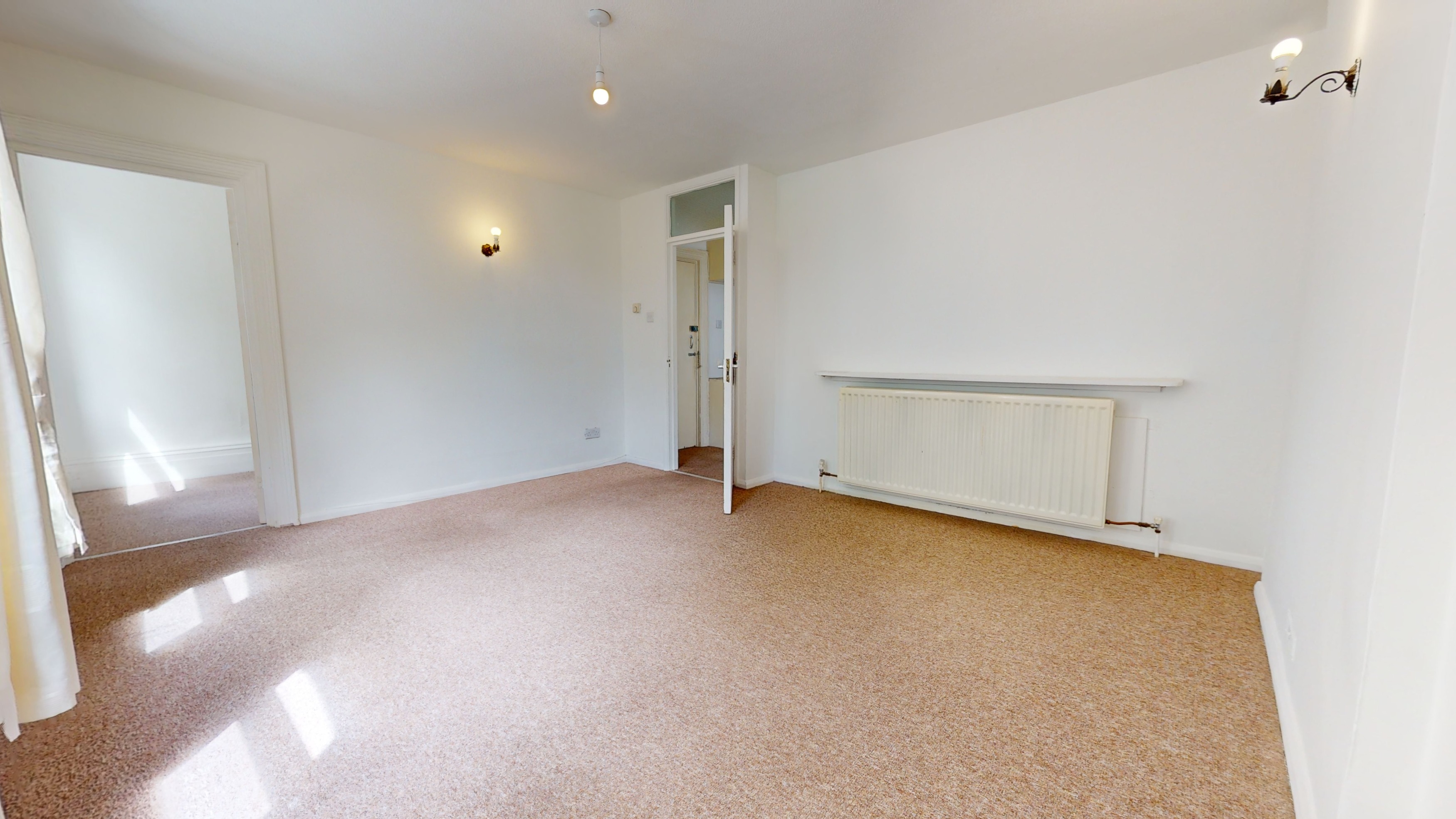 2 bedroom Flat To Let