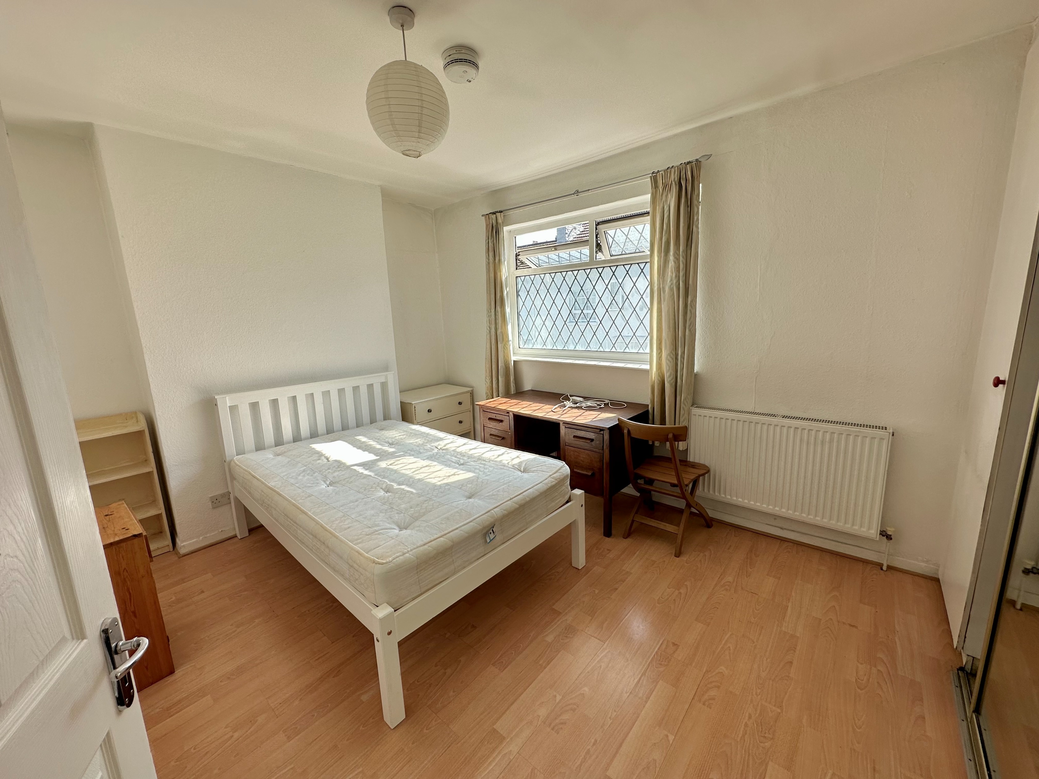 4 bedroom Terraced House To Let